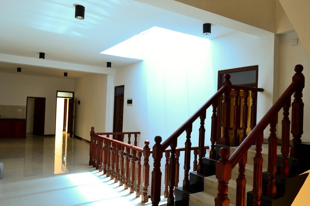 Di Sicuro Tourist Inn Hikkaduwa Exterior photo