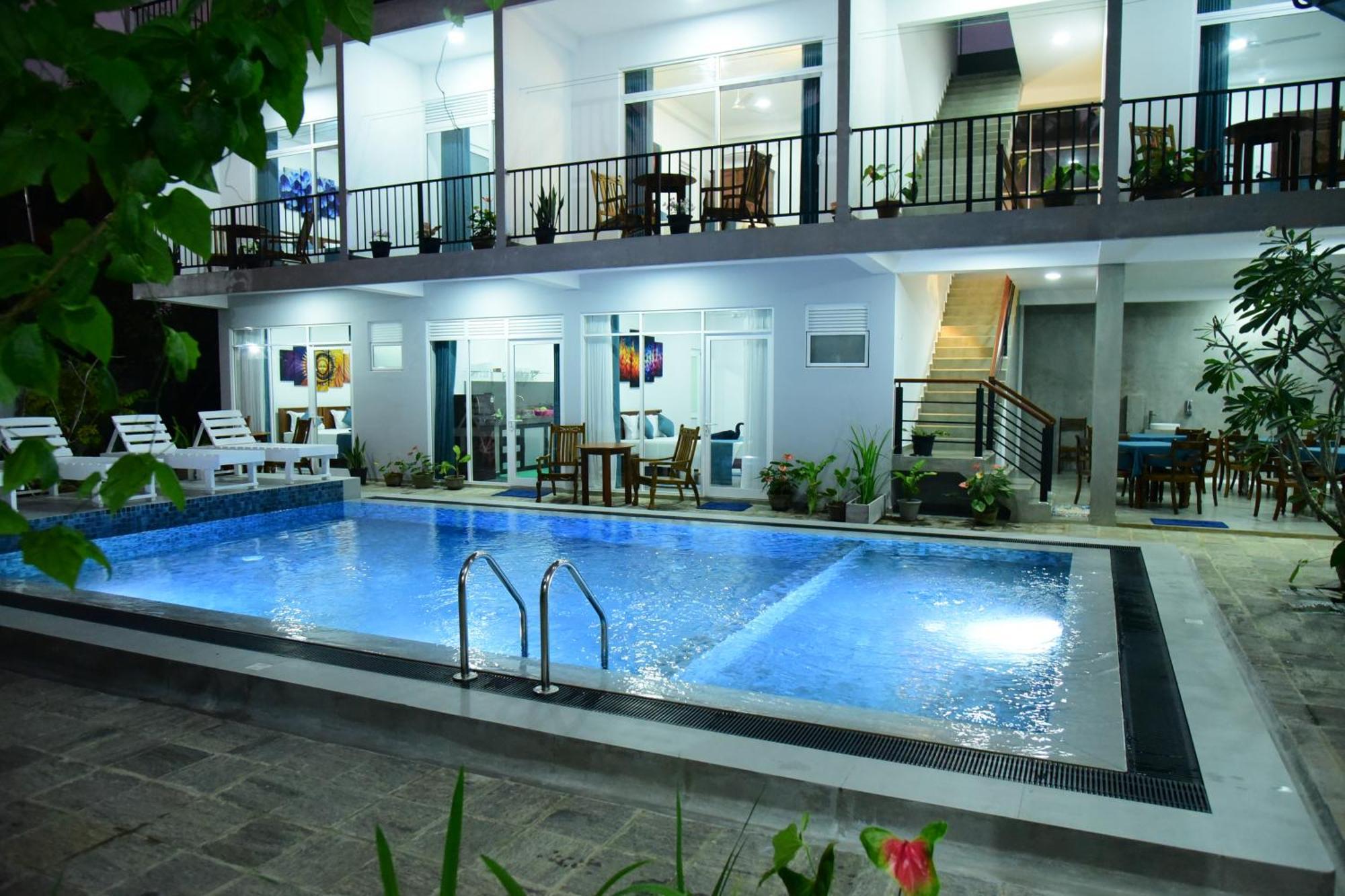 Di Sicuro Tourist Inn Hikkaduwa Exterior photo